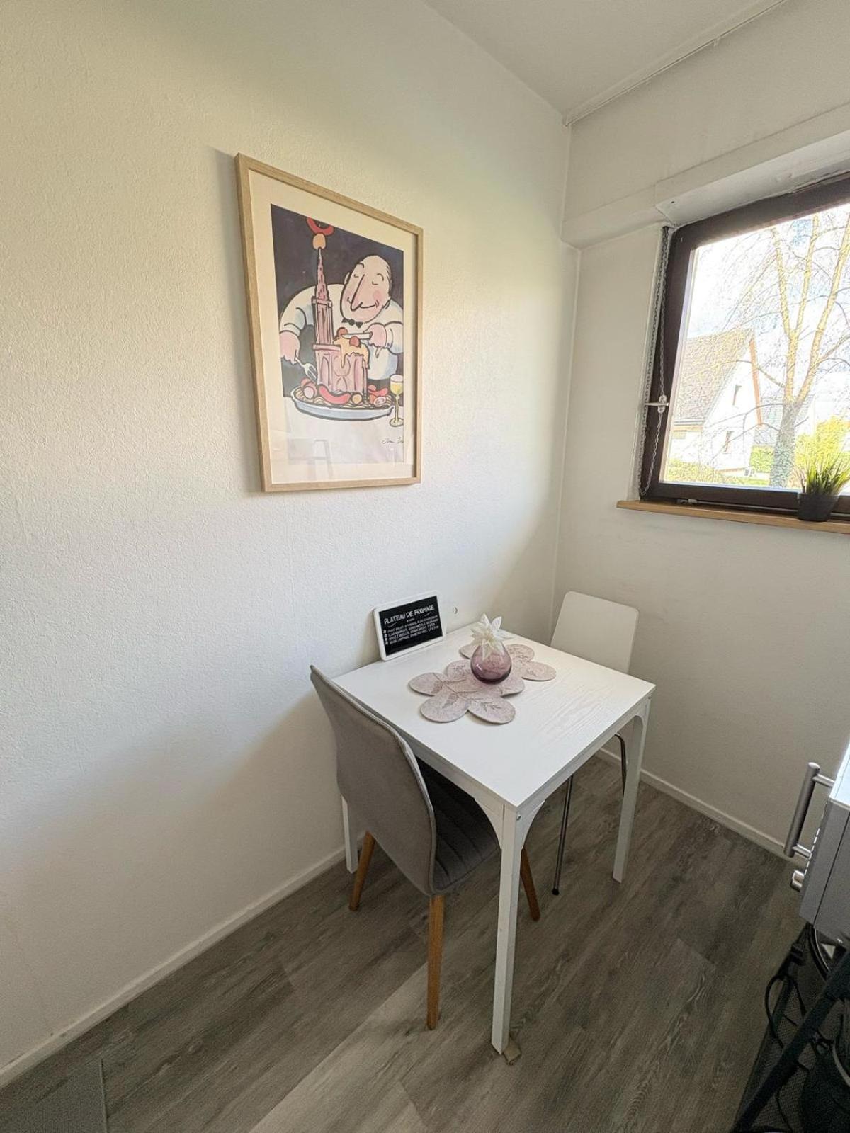 Studio Rdc Calme Avec Parking Ferme Pres Autoroute Et Tram C Mulhouse Exterior photo
